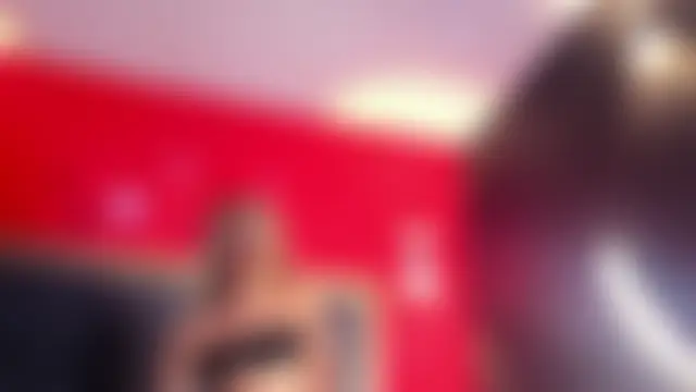 YayaHilton Chat XXX live