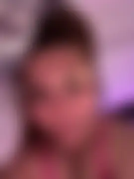 Pokazy przed kamerką – MonyFetish