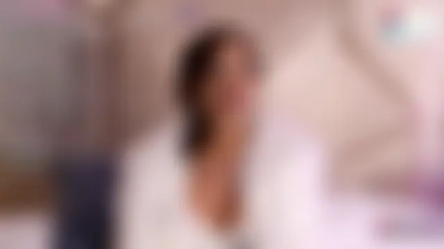 Nahomi_Kingn Webbikameraesitys