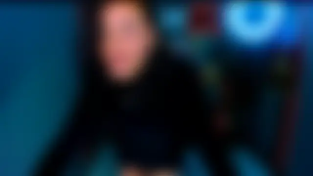 AnaMills webcam show