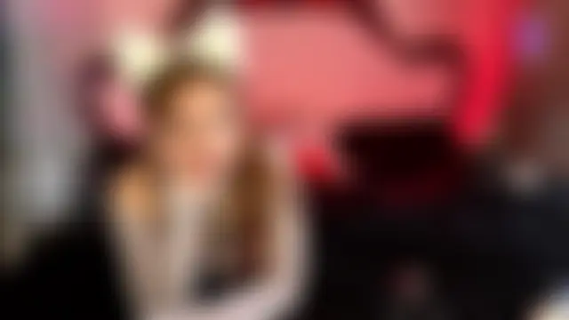 RubbyFlamee Show in webcam