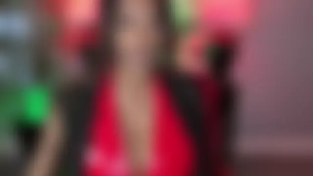 ItsNikki's Live XXX Chat