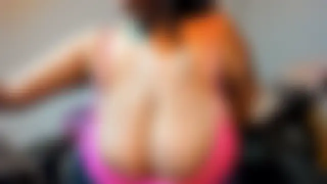 QueenNyxxn Webbikameraesitys