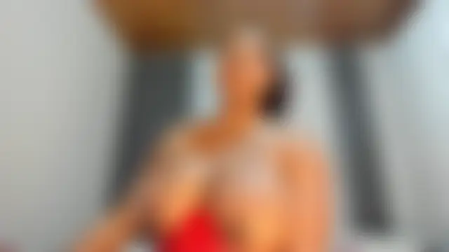 Morochaa-fire élő XXX-chatje