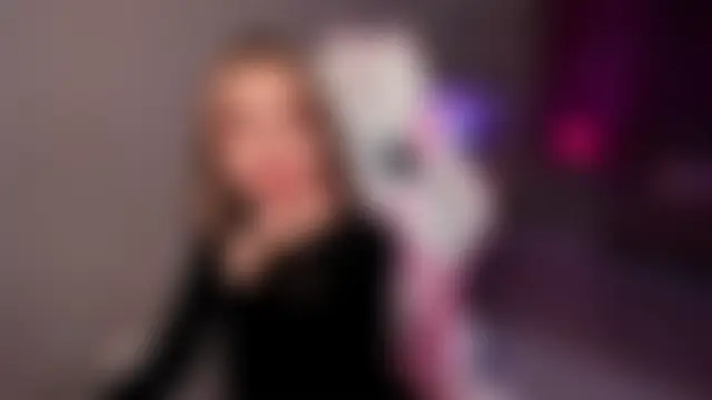 EllaCurtis Chat XXX in diretta