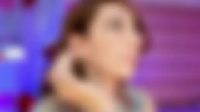 Evangelyne_1 Show in webcam