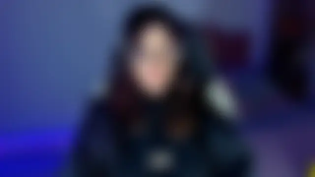 OphelianaRose33n Live XXX chat