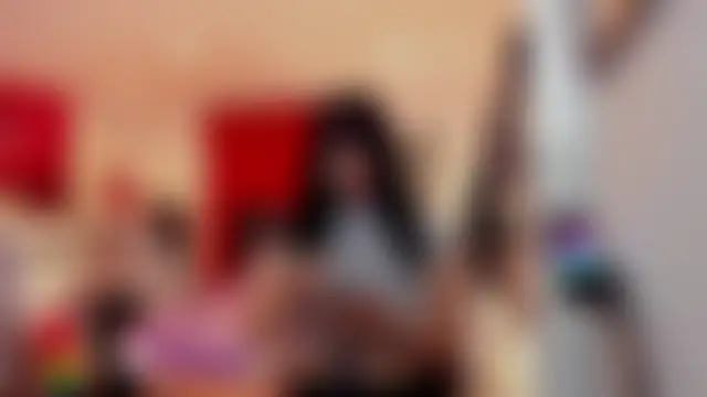 Sarah_teiku Webcam show