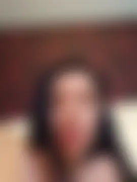 Leena_C Show in webcam