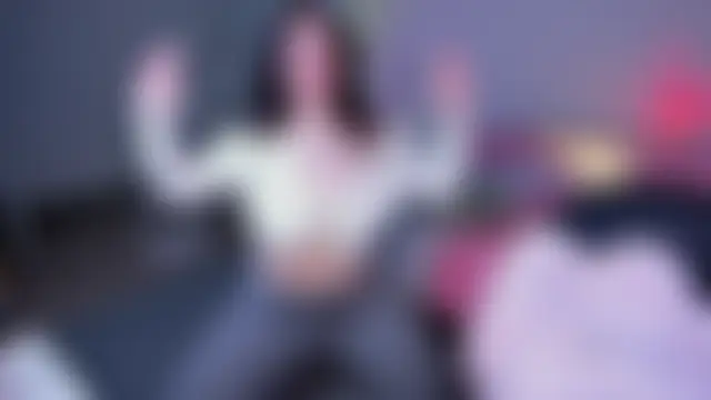 AlbaLimory's Live Chat Room