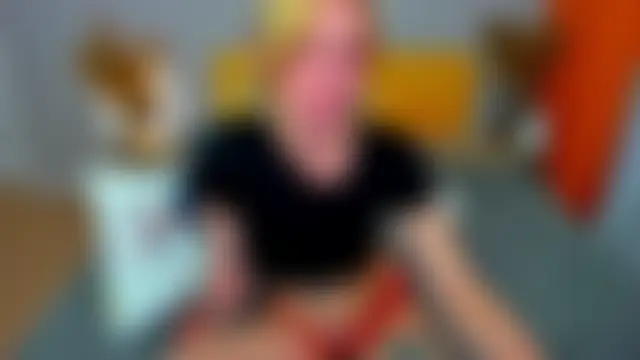 Pokazy przed seks kamerką na żywo – PollyRoseX