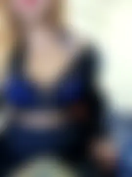 Pertunjukan Kamera Web Shreshtha_sasha