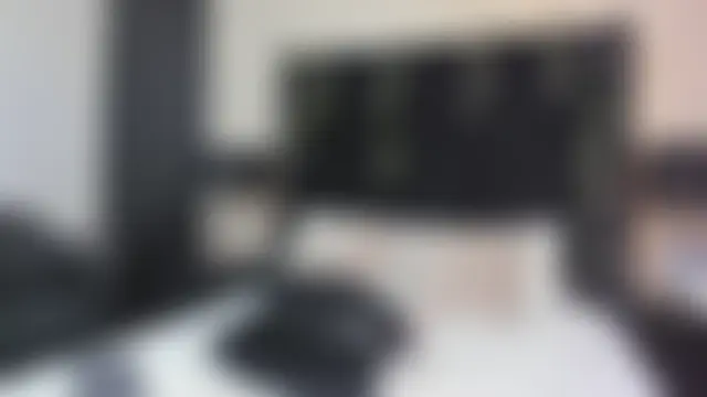 MeganNightt: διαδικτυακό σόου στην κάμερα