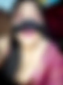 Pertunjukan Kamera Web Tina-Sen