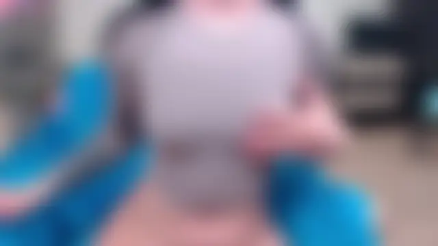 Show modela JuicyJess na web-kameri