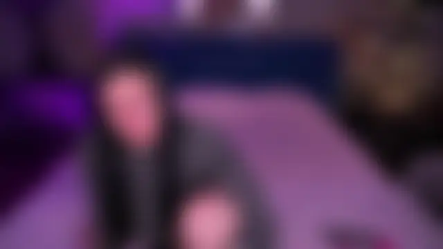 ArianaDarkk's Webcam Show