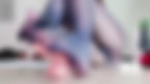 Pokazy przed kamerką – Vicki-66