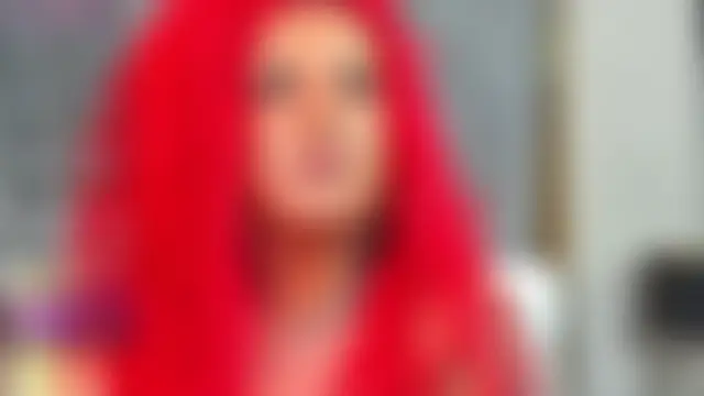 Pokazy przed kamerką – Sierra_Quinn