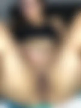 Pokazy przed kamerką – aisha-sajady