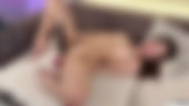 Exeltis' Live Webcam Chat