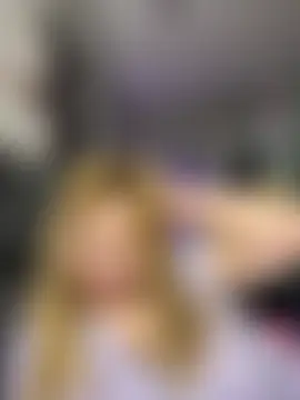 Passion-Blondy élő XXX-chatje