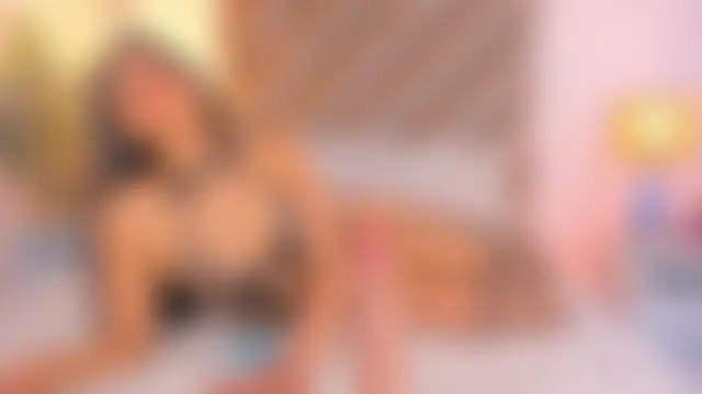 Pokazy przed kamerką – malaia_hills