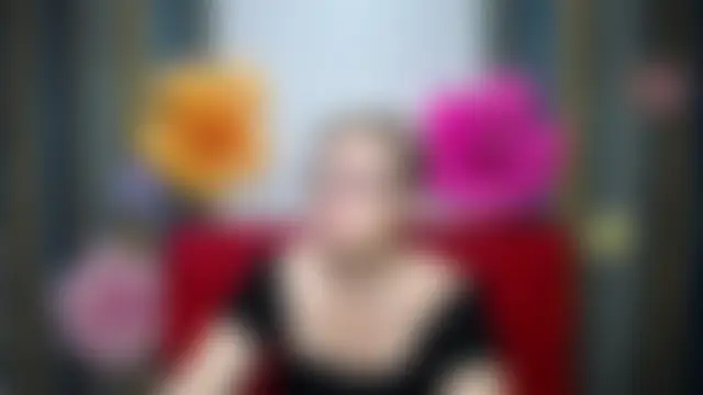 Chat +18 de EmiliaGree ao vivo