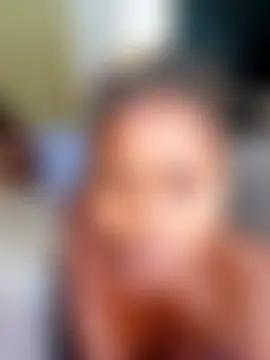 Seks show uživo modela Scarlettxx_22 na kameri