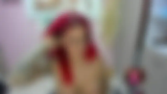 Pokazy przed kamerką – KAROL_MILF