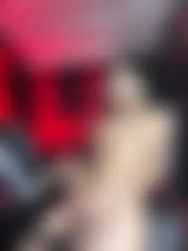 abrilbigcock 网络视讯表演