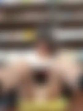 Molly-xiao Show in webcam