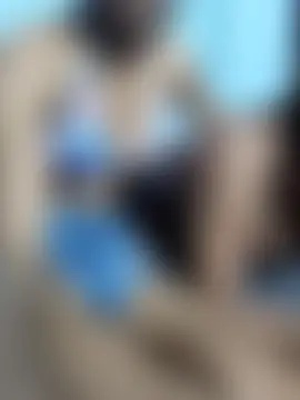 Virgin_Girlss 网络视讯表演