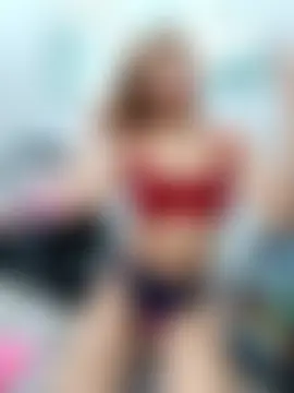 Sexxie_Ella22's Webcam Show