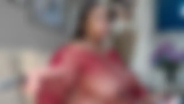 ThickyMinajxx Pertunjukan Webcam