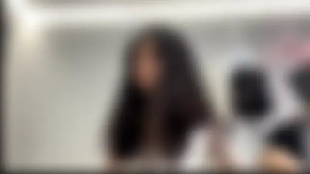 SweetMiaXO Show in webcam