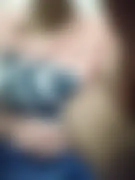 Rising_Queenのウェブカメラショー