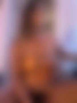 FoxyMillie Show in webcam