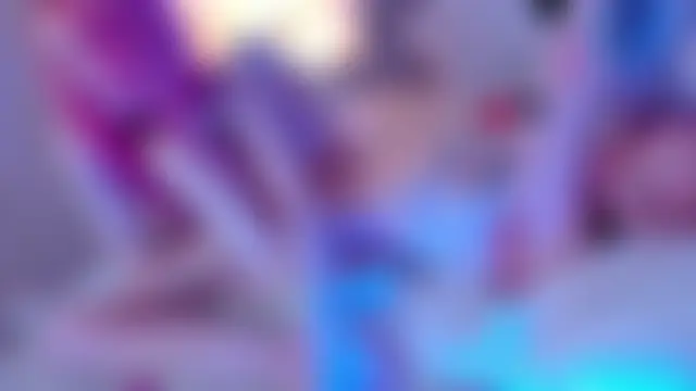 AlexRoseLiRed 即時 XXX 聊天