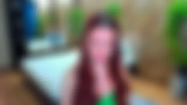 PutOnRepeat's Live Chat Room