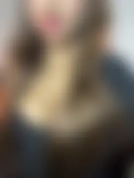 Pokazy przed kamerką – Zeynep-Lahsen