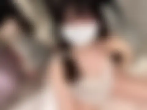 y-u-r-a-33 Chat XXX in diretta