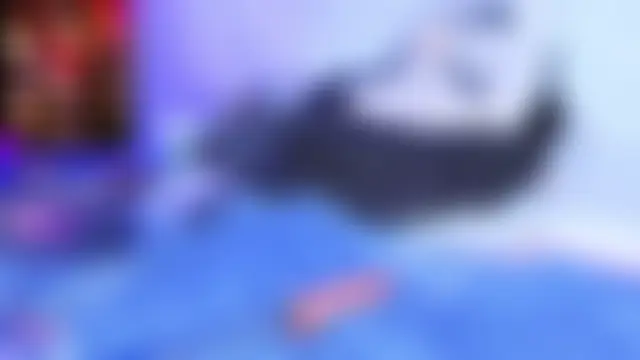 AdyanaRosiesのウェブカメラショー