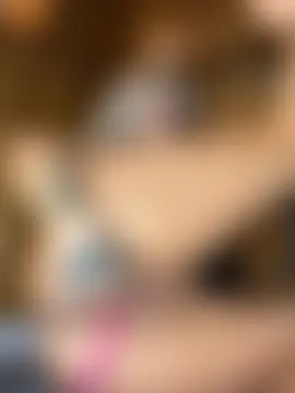 LittleMissEeve: διαδικτυακό σόου στην κάμερα