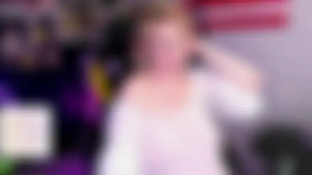 miss_lisaaa Show in webcam