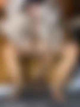 LittleMissEeve Show in webcam