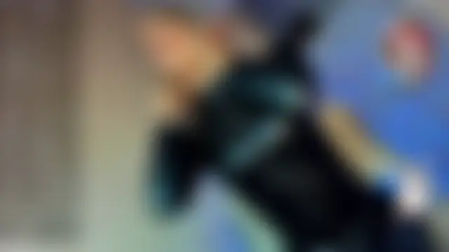 anitacruise: διαδικτυακό σόου στην κάμερα