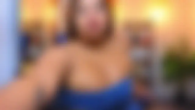 Kenya--Buhleのウェブカメラショー