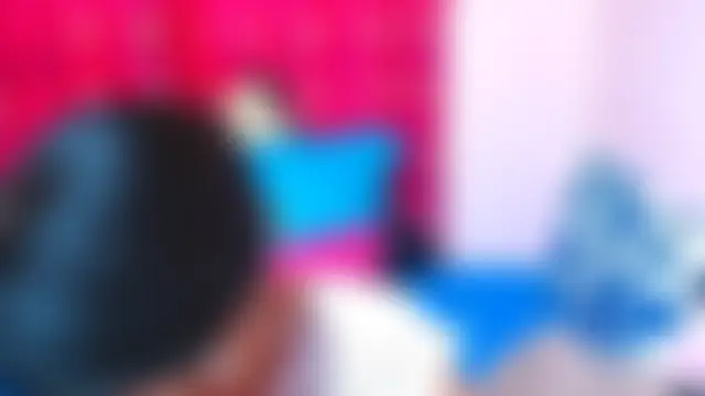 Pokazy przed kamerką – SLUTTYROXY