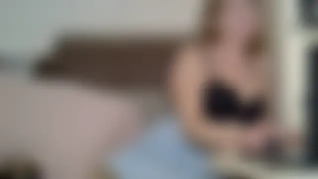 EllaJohnsonXのウェブカメラショー