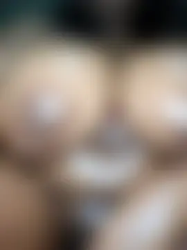 QueenSuのライブXXXチャット